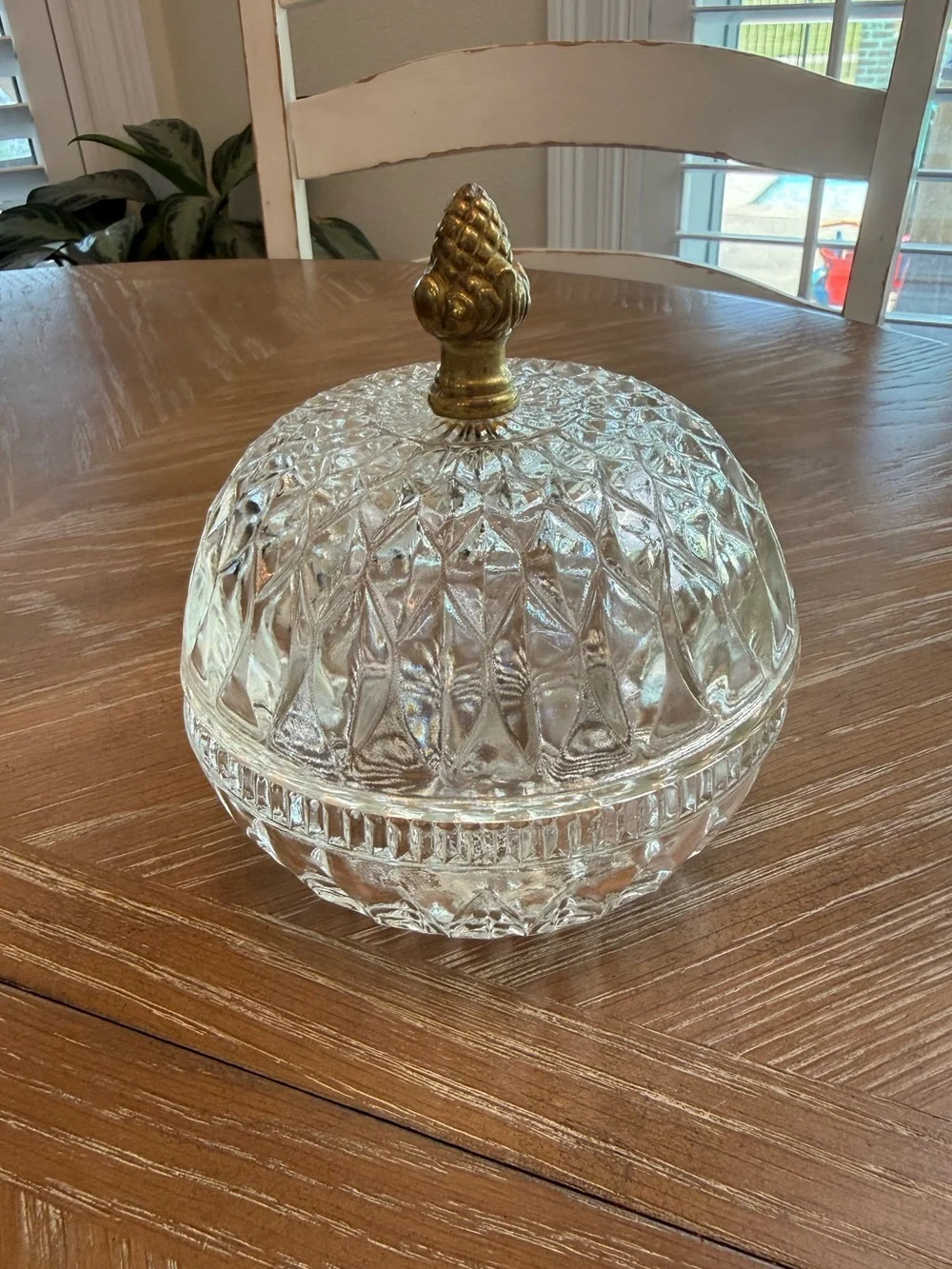 INDIANA GLASS VINTAGE LIDDED CANDY BOWL OR SERVER SUGAR